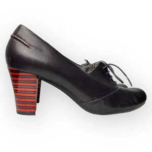 Camper Purple  Leather Oxford Striped Heel Pump 40